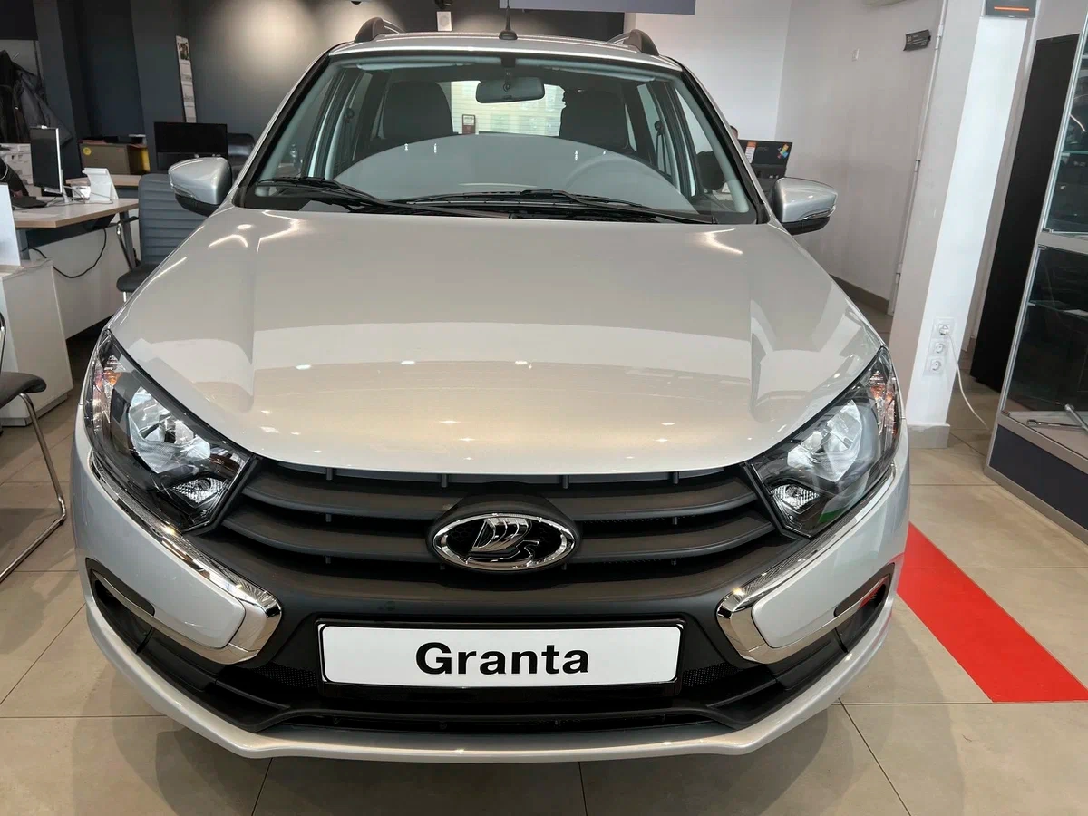 Lada Granta Универсал в Екатеринбурге - фото №1