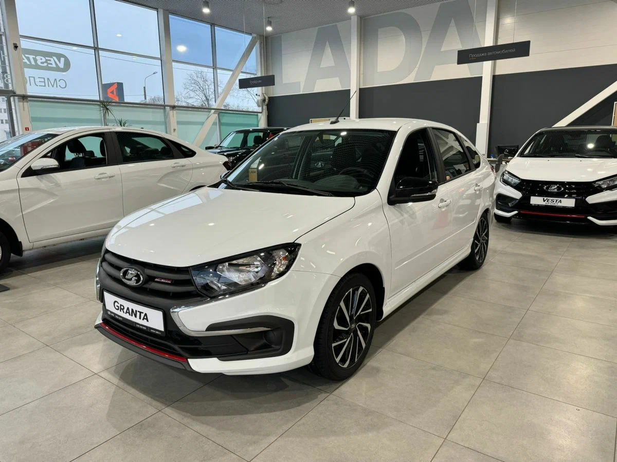 Lada Granta Sport Лифтбек в Екатеринбурге - фото №2