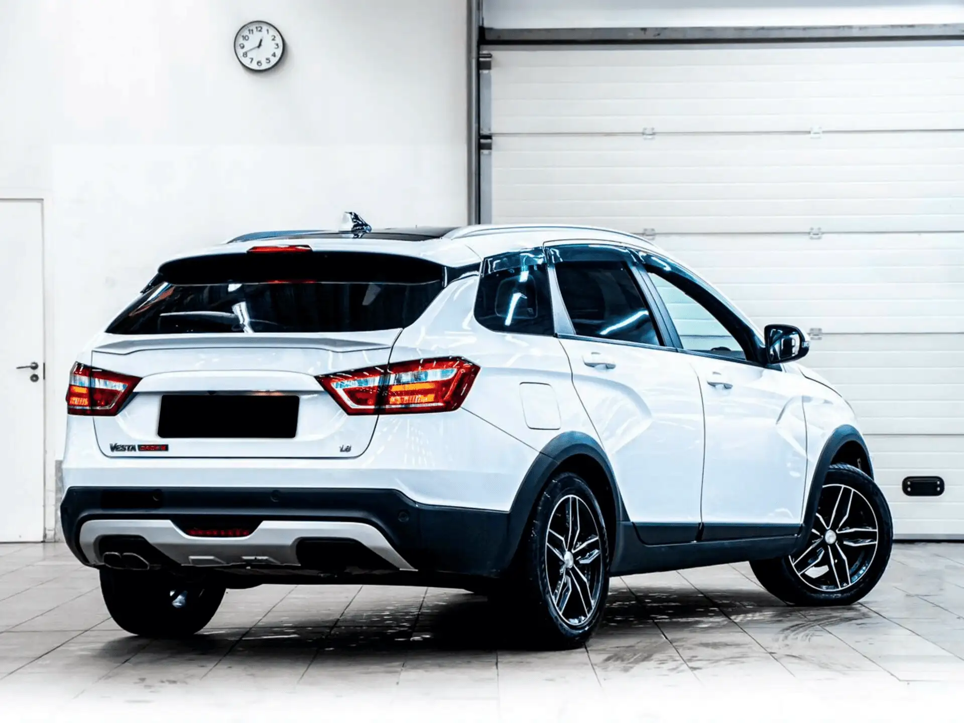 Lada Vesta SW Cross в Екатеринбурге - фото №3