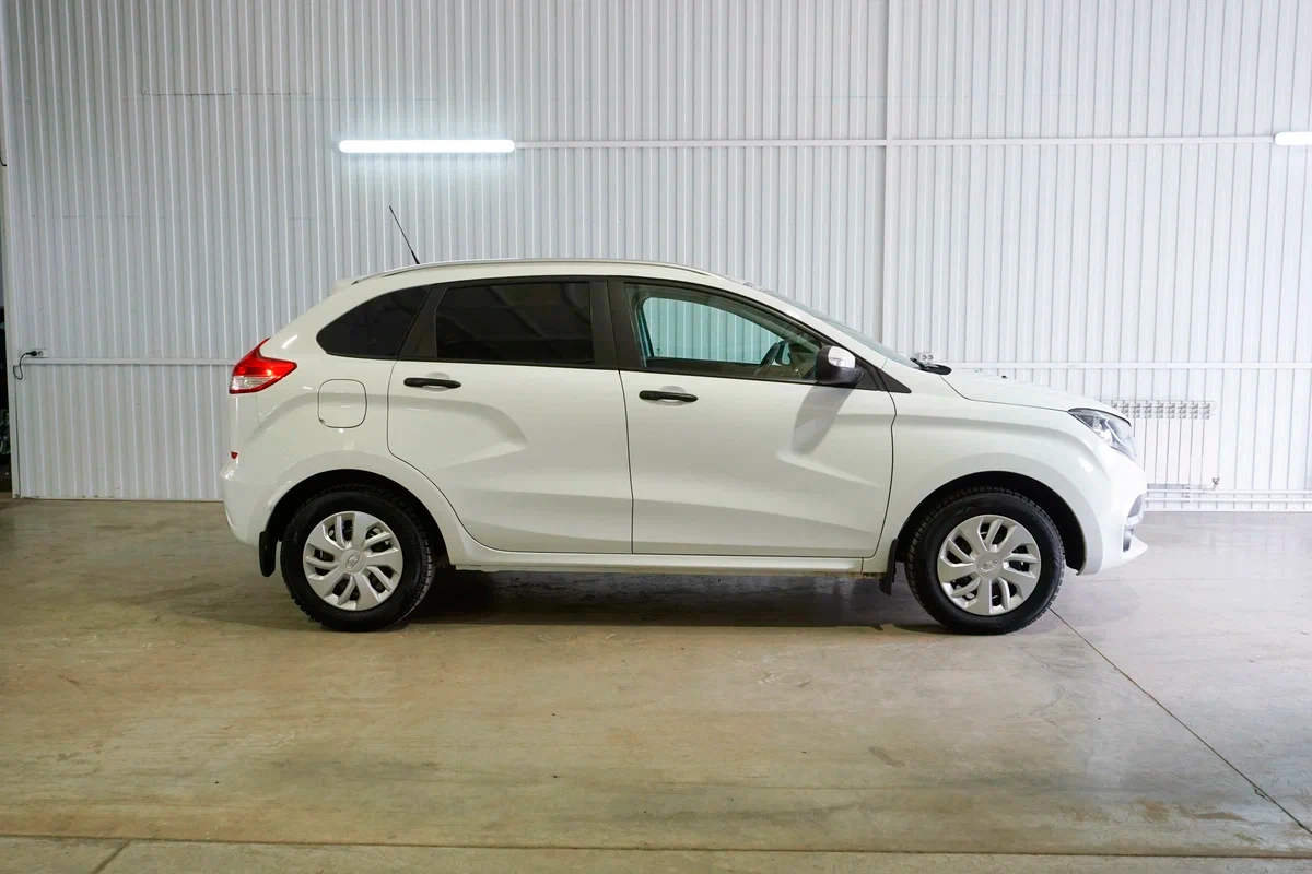 Lada Xray в Екатеринбурге - фото №3