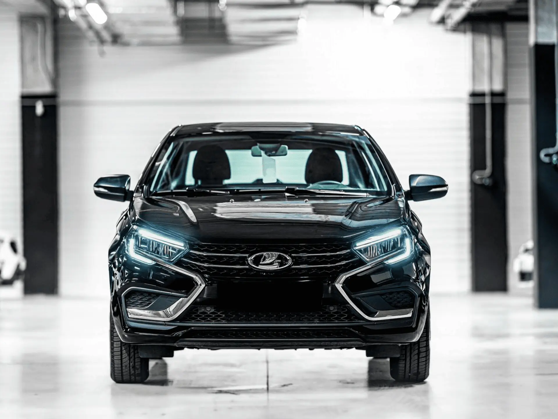 Lada Vesta Седан в Екатеринбурге - фото №2